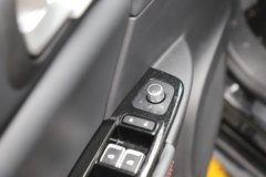 福田 大将军EV 2025款 标准型 两驱 标轴双排纯电动皮卡 宁德时代63kWh 福田 大将军EV 2025款 标准型 两驱 标轴双排纯电动皮卡 宁德时代63kWh