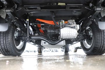 ����󽫾�EV 2025�� ��׼�� ���� ����˫�Ŵ��綯Ƥ�� ����ʱ��63kWhͼƬ
