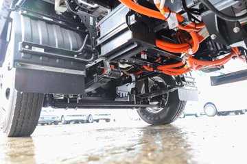 ������� ����EM 4.5T 3.8�׵��Ŵ��綯��ʽ�Ῠ66.84kWhͼƬ