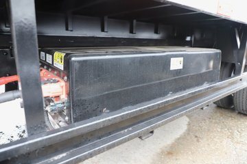 ������� ����EM 4.5T 3.8�׵��Ŵ��綯��ʽ�Ῠ66.84kWhͼƬ