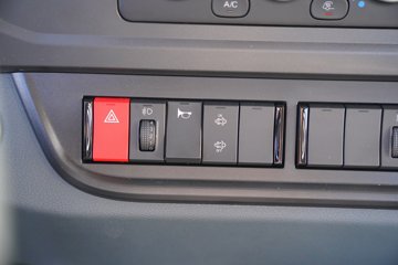 �������� �³���M3 245���� 6X2 5����ж��(������)ͼƬ