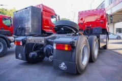 东风柳汽 乘龙H5 6X4 纯电动牵引车352.08kWh