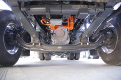 东风柳汽 乘龙H5 6X4 纯电动牵引车352.08kWh