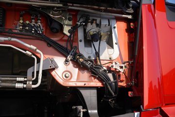 �������� ����H7�ؿ� 6X4 ����ʽ���綯ǣ����350kWhͼƬ