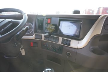 �������� ����H7�ؿ� 6X4 ����ʽ���綯ǣ����350kWhͼƬ