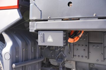 �������� ����H7�ؿ� 6X4 ����ʽ���綯ǣ����350kWhͼƬ