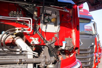 �������� ����HK 580���� 6X4 LNG�Զ���ǣ����(����12��)(Һ��)ͼƬ