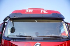 东风柳汽 乘龙HK 580马力 6X4 LNG自动档牵引车(伊顿12档)(液缓)