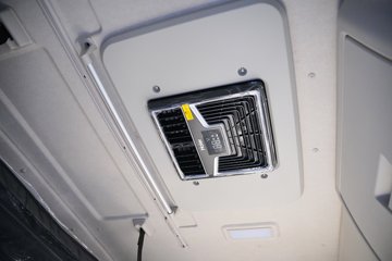 �������� ����HK 580���� 6X4 LNG�Զ���ǣ����(����12��)(Һ��)ͼƬ