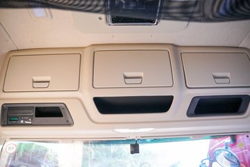 �������� ����HK 580���� 6X4 LNG�Զ���ǣ����(����12��)(Һ��)ͼƬ