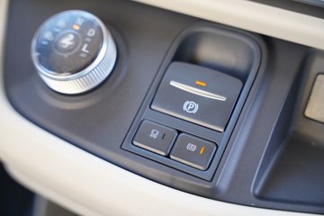 �������� ����HK 580���� 6X4 LNG�Զ���ǣ����(����12��)(Һ��)ͼƬ