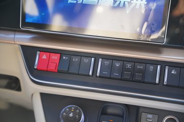 �������� ����HK 580���� 6X4 LNG�Զ���ǣ����(����12��)(Һ��)ͼƬ