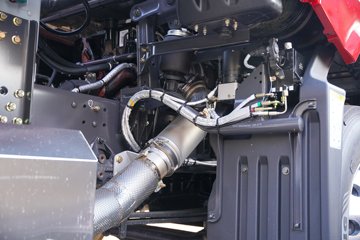 �������� ����HK 580���� 6X4 LNG�Զ���ǣ����(����12��)(Һ��)ͼƬ