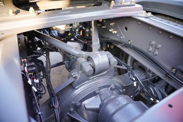 �������� ����HK 580���� 6X4 LNG�Զ���ǣ����(����12��)(Һ��)ͼƬ