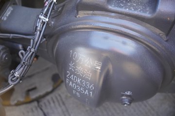 �������� ����HK 580���� 6X4 LNG�Զ���ǣ����(����12��)(Һ��)ͼƬ