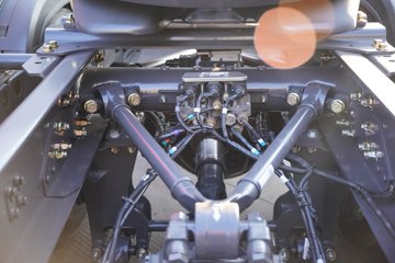 �������� ����HK 580���� 6X4 LNG�Զ���ǣ����(����12��)(Һ��)ͼƬ