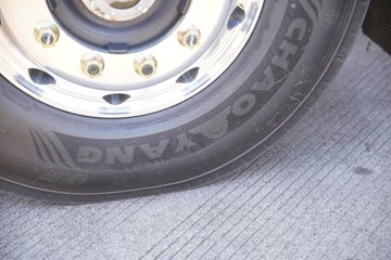 �������� ����HK 580���� 6X4 LNG�Զ���ǣ����(����12��)(Һ��)ͼƬ