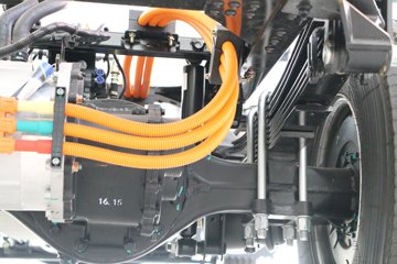 �������� ���� 4.5T 4.2�׵��Ŵ��綯��ʽ�Ῠ100.46kWhͼƬ