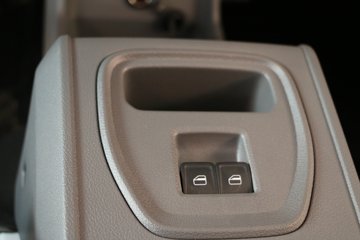 ���� С��X3 2.5T 3.05�׵��Ŵ��綯����΢��38.7kWhͼƬ