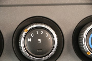 ���� С��X3 2.5T 3.05�׵��Ŵ��綯����΢��38.7kWhͼƬ