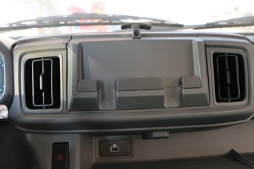 ���� С��X3 2.5T 3.05�׵��Ŵ��綯����΢��38.7kWhͼƬ