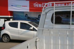奇瑞商用车 开瑞X5 2.55米双排纯电动栏板微卡 开瑞41.86kWh