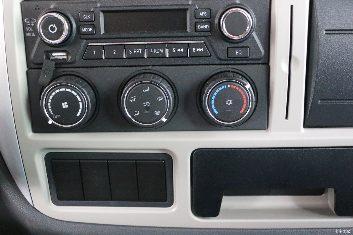  K6-S 2.0L 127 CNG 4.17׵Ῠ(EQ1030S3TNE)ʻ                                               