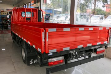  K6-S 2.0L 127 CNG 4.17׵Ῠ(EQ1030S3TNE)ͼƬ