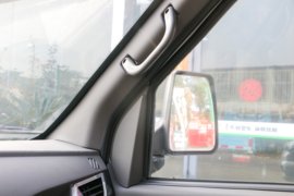 EV150&nbsp;电动载货车内饰图片