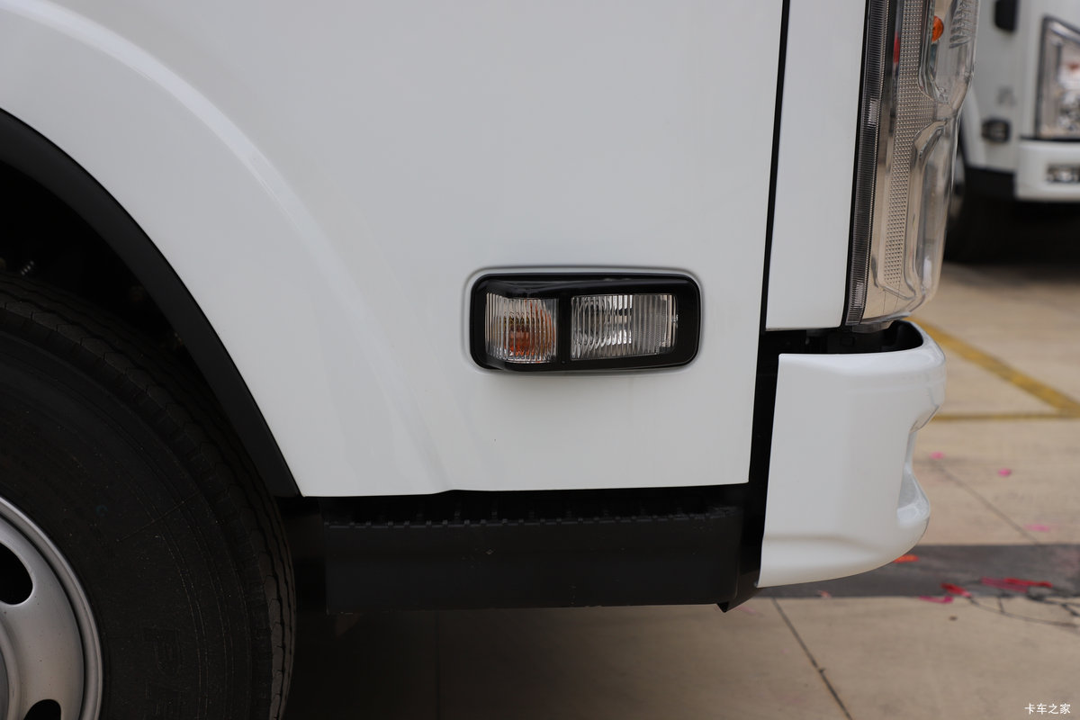 ������ʮ�� ����EMT7 152���� 4.2�׵�����ʽ�Ῠ(JXW5040XXYCDJB2)���                                                