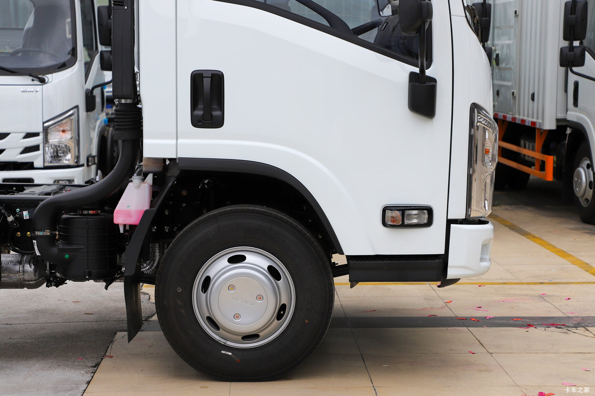 ������ʮ�� ����EMT7 152���� 4.2�׵�����ʽ�Ῠ(JXW5040XXYCDJB2)���                                                