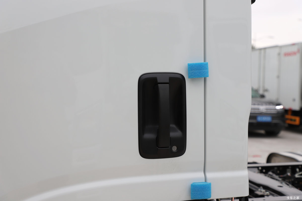 ������ʮ�� ����EMT7 152���� 4.2�׵�����ʽ�Ῠ(JXW5040XXYCDJB2)���                                                