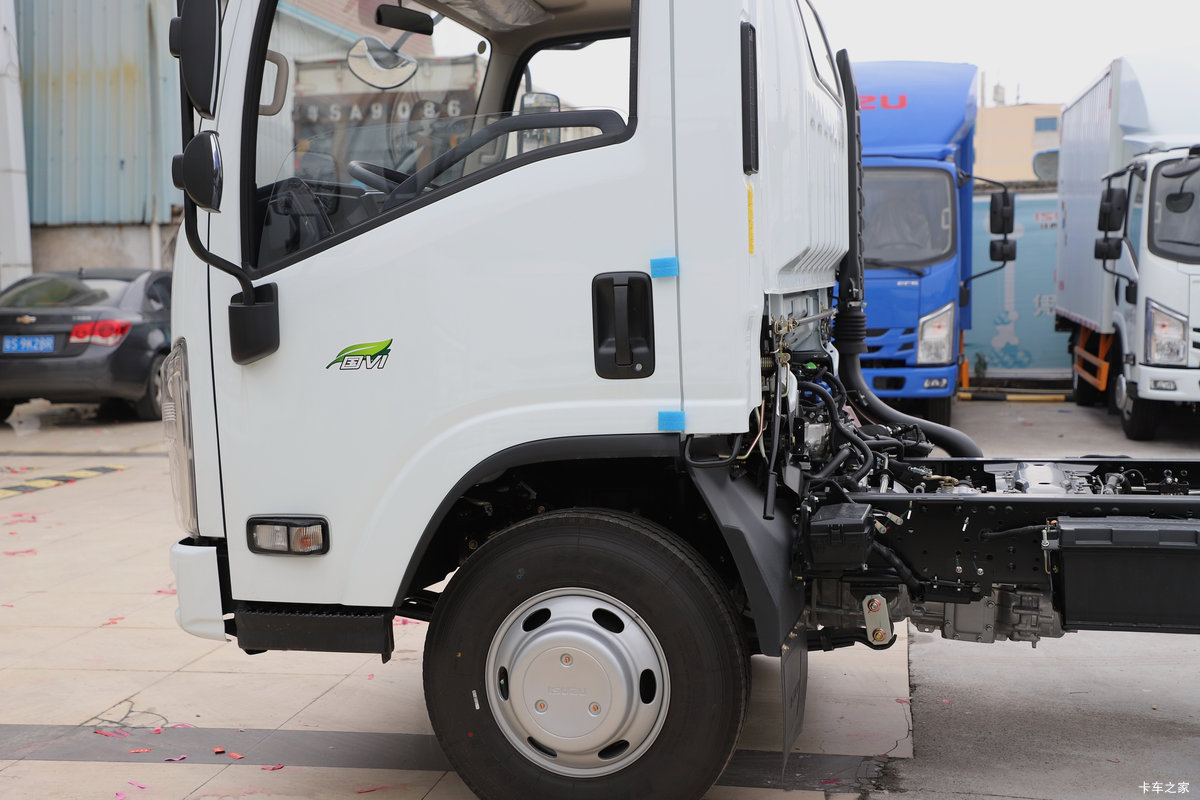 ������ʮ�� ����EMT7 152���� 4.2�׵�����ʽ�Ῠ(JXW5040XXYCDJB2)���                                                