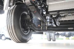 江西五十铃 翼放EMT7 152马力 4.2米单排厢式轻卡(JXW5040XXYCDJB2)