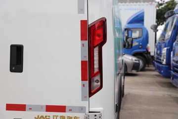 ���� Van��· V8�����캽�� 2�� 5.46�״��綯��ʽ���䳵53.58kWhͼƬ