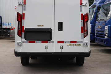 ���� Van��· V8�����캽�� 2�� 5.46�״��綯��ʽ���䳵53.58kWhͼƬ