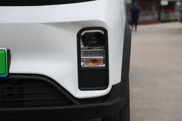 ���� Van��· V8�����캽�� 2�� 5.46�״��綯��ʽ���䳵53.58kWhͼƬ