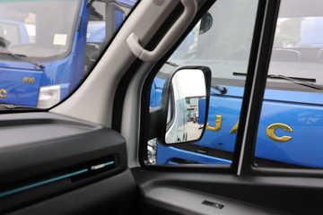 ���� Van��· V8�����캽�� 2�� 5.46�״��綯��ʽ���䳵53.58kWhͼƬ