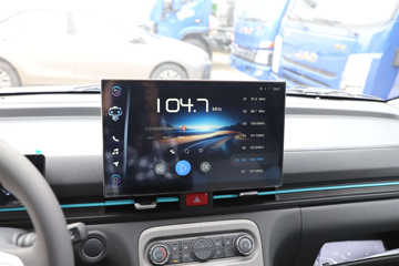 ���� Van��· V8�����캽�� 2�� 5.46�״��綯��ʽ���䳵53.58kWhͼƬ