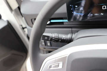 ���� Van��· V8�����캽�� 2�� 5.46�״��綯��ʽ���䳵53.58kWhͼƬ