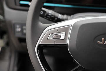 ���� Van��· V8�����캽�� 2�� 5.46�״��綯��ʽ���䳵53.58kWhͼƬ
