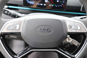 ���� Van��· V8�����캽�� 2�� 5.46�״��綯��ʽ���䳵53.58kWhͼƬ