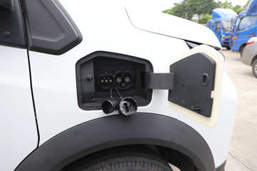 ���� Van��· V8�����캽�� 2�� 5.46�״��綯��ʽ���䳵53.58kWhͼƬ