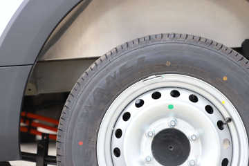 ���� Van��· V8�����캽�� 2�� 5.46�״��綯��ʽ���䳵53.58kWhͼƬ