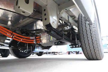 ���� Van��· V8�����캽�� 2�� 5.46�״��綯��ʽ���䳵53.58kWhͼƬ
