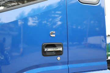 ���� ����˹T9 195���� 4X2 8.2���Ű���ʽ�ػ���(HFC5181XXYB80K1E4S)ͼƬ