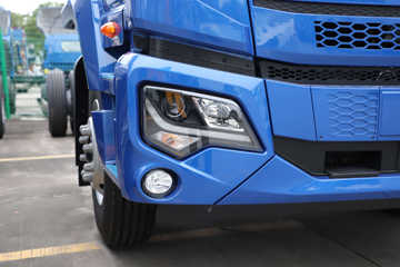 ���� ����˹T9 195���� 4X2 8.2���Ű���ʽ�ػ���(HFC5181XXYB80K1E4S)ͼƬ