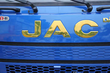 ���� ����˹T9 195���� 4X2 8.2���Ű���ʽ�ػ���(HFC5181XXYB80K1E4S)ͼƬ