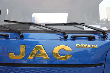 ���� ����˹T9 195���� 4X2 8.2���Ű���ʽ�ػ���(HFC5181XXYB80K1E4S)ͼƬ