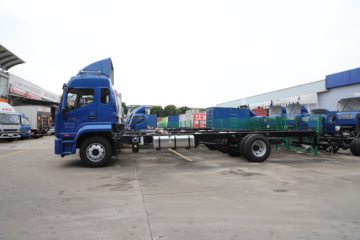 ���� ����˹T9 195���� 4X2 8.2���Ű���ʽ�ػ���(HFC5181XXYB80K1E4S)ͼƬ